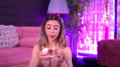 Odette online show from April 23, 2026, 6:14 am