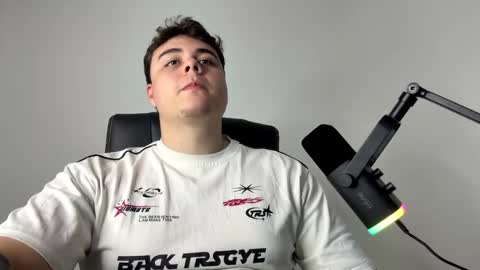 Snapshot of odin_blake chatting on October 8, 2025, 3:26 am ODIN online show from October 8, 2025, 3:26 am