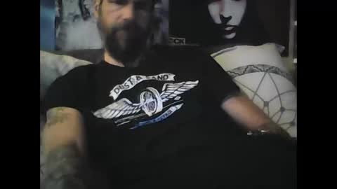 Snapshot of oedipe666 chatting on January 7, 2025, 4:05 pm oedipe666cam online show from January 7, 2025, 4:05 pm