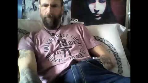oedipe666cam online show from April 21, 2026, 12:33 pm