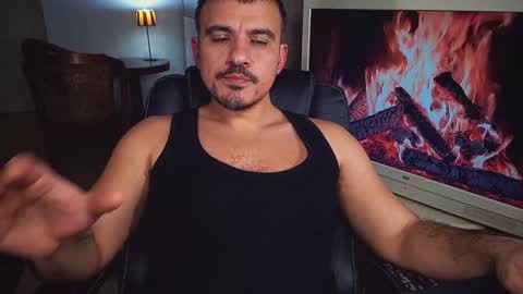 Snapshot of officeman7 chatting on January 20, 2025, 5:16 pm officeman7 online show from January 20, 2025, 5:16 pm