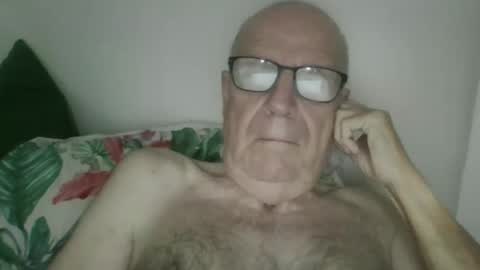 oggi95 online show from October 18, 2025, 7:42 am