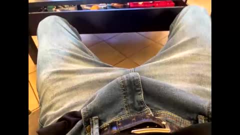 Snapshot of oggs48 chatting on October 14, 2025, 12:50 pm oggs48 online show from October 14, 2025, 12:50 pm