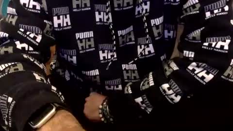 Snapshot of oggs48 chatting on November 13, 2025, 11:25 pm oggs48 online show from November 13, 2025, 11:25 pm