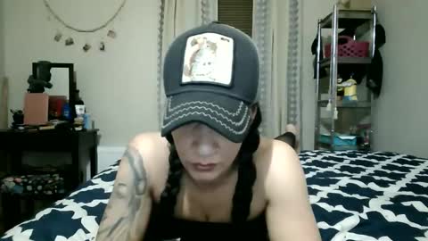 Lit en Cama online show from April 10, 2026, 2:06 am