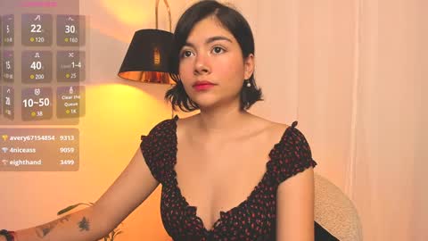  Holly  online show from December 8, 2024, 3:21 am