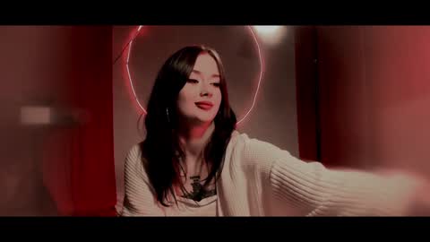 your dear Lilith Chapman online show from December 6, 2024, 9:02 pm