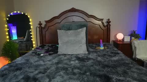 Gray online show from February 11, 2025, 1:30 pm