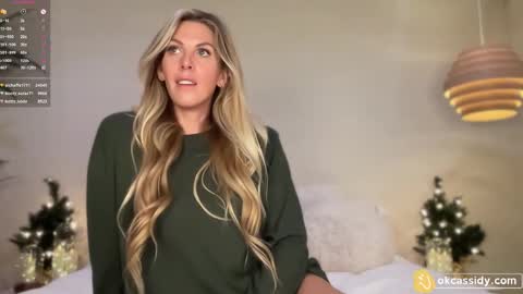 Snapshot of oh_ok_cassidy chatting on December 4, 2025, 2:21 am cassidy online show from December 4, 2025, 2:21 am