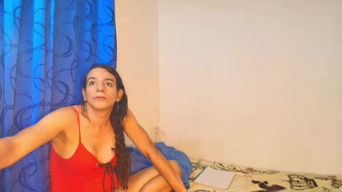 Snapshot of oh_tique chatting on December 17, 2025, 5:24 am LU online show from December 17, 2025, 5:24 am