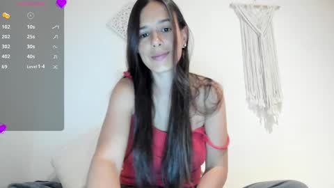 ohanna_ online show from January 21, 2025, 11:24 pm