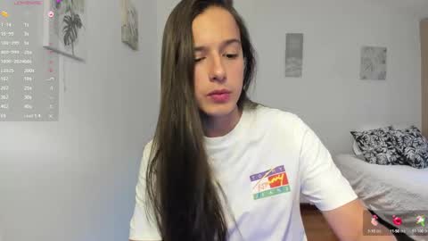 ohanna_ online show from January 30, 2025, 11:02 pm