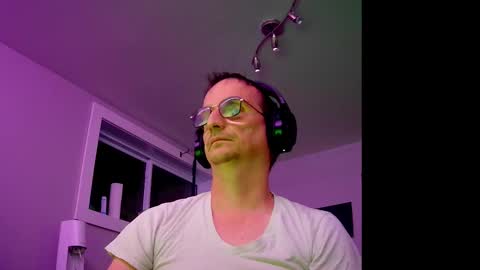 ohbitt online show from November 13, 2025, 4:33 am