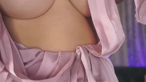 Julia online show from February 13, 2025, 10:02 am