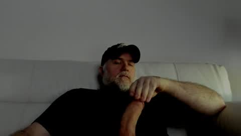 Snapshot of ohhhbillyyy chatting on June 16, 2026, 11:40 pm Billy Bear online show from June 16, 2026, 11:40 pm