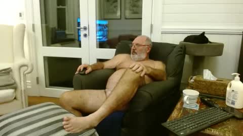 Snapshot of ohjonny55 chatting on April 21, 2026, 12:55 pm Ohjonny online show from April 21, 2026, 12:55 pm