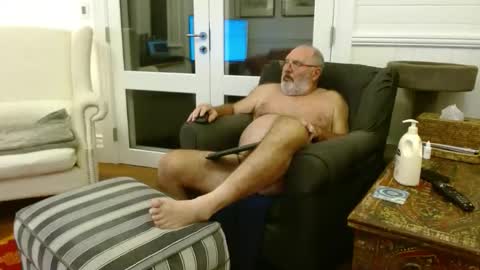 Snapshot of ohjonny55 chatting on April 23, 2026, 2:19 pm Ohjonny online show from April 23, 2026, 2:19 pm