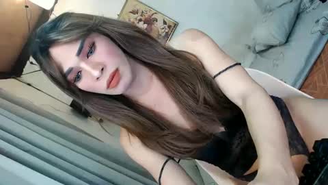 IM CHIE  DONT FORGET TO FOLLOW ME  MAKE ME SMILE HERE  THUMB UP FOR 25TOK  online show from December 16, 2025, 1:16 pm