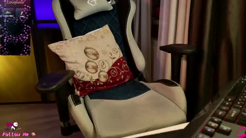 Snapshot of ohleya chatting on January 27, 2025, 9:44 pm Leya online show from January 27, 2025, 9:44 pm