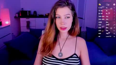 Light  online show from November 24, 2025, 10:42 pm