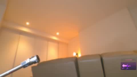 Lyz  online show from July 17, 2026, 11:53 pm