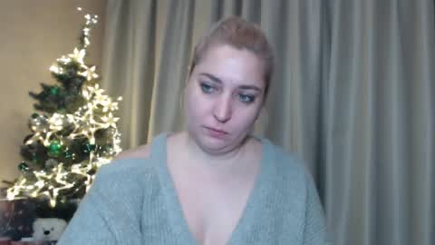 Snapshot of ohsweetiren chatting on December 28, 2024, 10:14 am Iren online show from December 28, 2024, 10:14 am