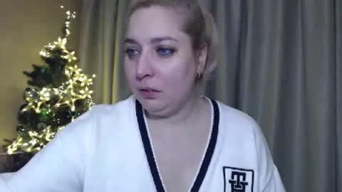 Snapshot of ohsweetiren chatting on December 29, 2024, 7:06 am Iren online show from December 29, 2024, 7:06 am