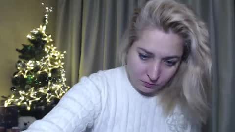 Snapshot of ohsweetiren chatting on December 30, 2024, 6:53 am Iren online show from December 30, 2024, 6:53 am