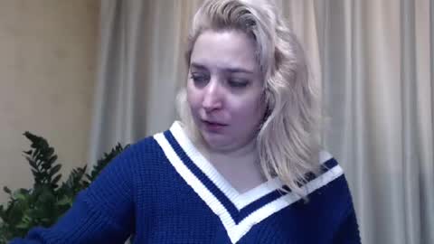 Snapshot of ohsweetiren chatting on February 27, 2025, 7:01 am Iren online show from February 27, 2025, 7:01 am