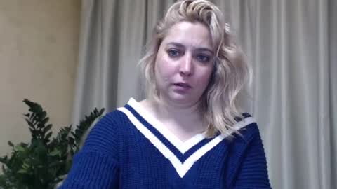 Snapshot of ohsweetiren chatting on February 27, 2025, 1:07 pm Iren online show from February 27, 2025, 1:07 pm