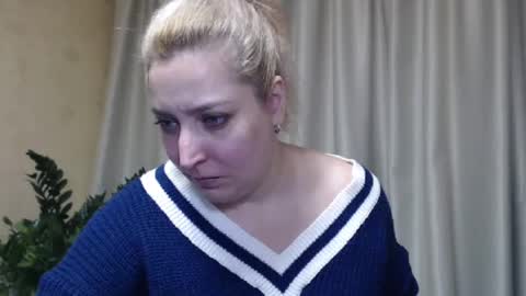 Snapshot of ohsweetiren chatting on March 1, 2025, 10:13 am Iren online show from March 1, 2025, 10:13 am