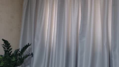 Snapshot of ohsweetiren chatting on March 7, 2025, 7:08 am Iren online show from March 7, 2025, 7:08 am