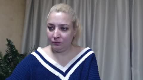 Snapshot of ohsweetiren chatting on October 30, 2025, 8:38 am Iren online show from October 30, 2025, 8:38 am