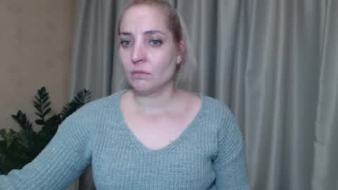 Snapshot of ohsweetmari chatting on January 10, 2025, 9:10 pm Mari online show from January 10, 2025, 9:10 pm