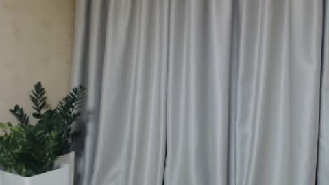 Snapshot of ohsweetmari chatting on February 4, 2025, 7:22 pm Mari online show from February 4, 2025, 7:22 pm