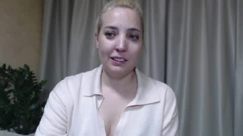 Mari online show from May 31, 2026, 2:35 pm