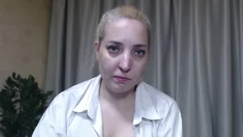 Mari online show from June 3, 2026, 3:50 pm