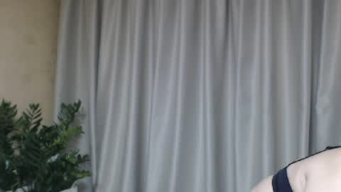 Mari online show from June 23, 2026, 4:49 pm