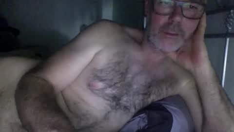 Snapshot of oiledcouple1 chatting on September 9, 2025, 10:37 am oiledcouple1 online show from September 9, 2025, 10:37 am