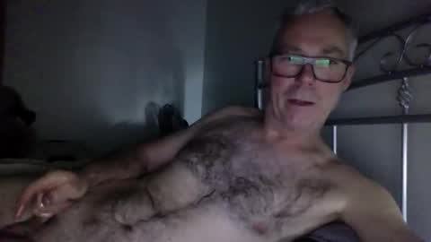 Snapshot of oiledcouple1 chatting on September 15, 2025, 11:21 am oiledcouple1 online show from September 15, 2025, 11:21 am