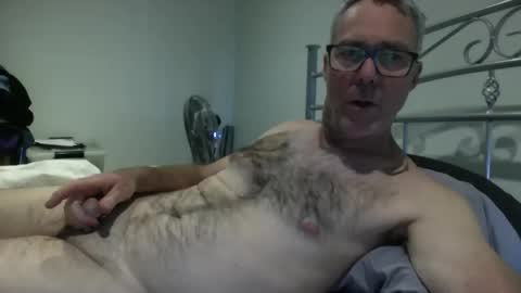 Snapshot of oiledcouple1 chatting on September 18, 2025, 9:55 am oiledcouple1 online show from September 18, 2025, 9:55 am