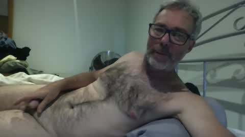 Snapshot of oiledcouple1 chatting on October 28, 2025, 9:02 am oiledcouple1 online show from October 28, 2025, 9:02 am