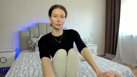 Snapshot of oksanafedorova chatting on February 9, 2025, 9:05 am Welcome to my fans page online show from February 9, 2025, 9:05 am