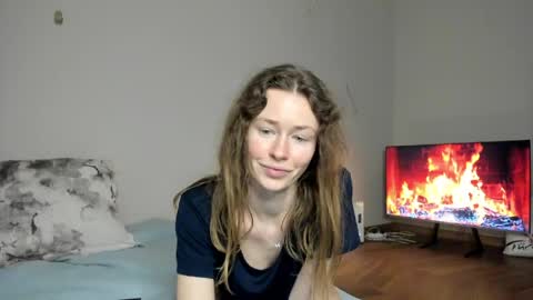 Snapshot of oksanafedorova chatting on May 9, 2026, 9:20 pm Welcome to my fans page online show from May 9, 2026, 9:20 pm