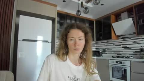 Snapshot of oksanafedorova chatting on June 17, 2026, 10:50 am Welcome to my fans page online show from June 17, 2026, 10:50 am