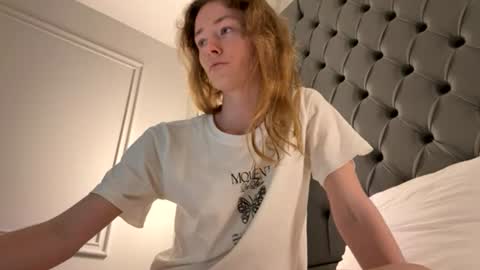 Snapshot of oksanafedorova chatting on July 6, 2026, 9:50 pm Welcome to my fans page online show from July 6, 2026, 9:50 pm