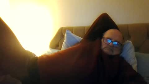 old_fkr online show from December 20, 2024, 6:35 pm