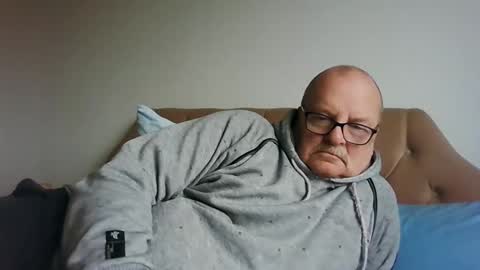 old_fkr online show from January 26, 2025, 12:54 pm