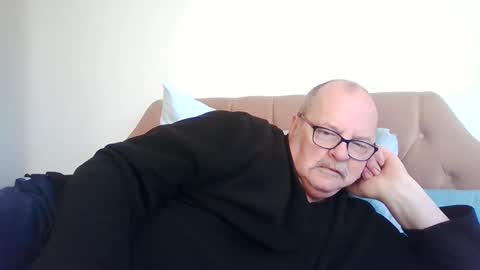 old_fkr online show from February 6, 2025, 9:53 am