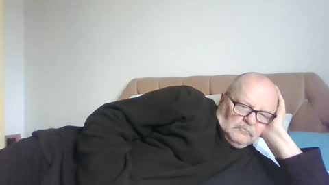 old_fkrr_ online show from January 11, 2026, 11:48 am